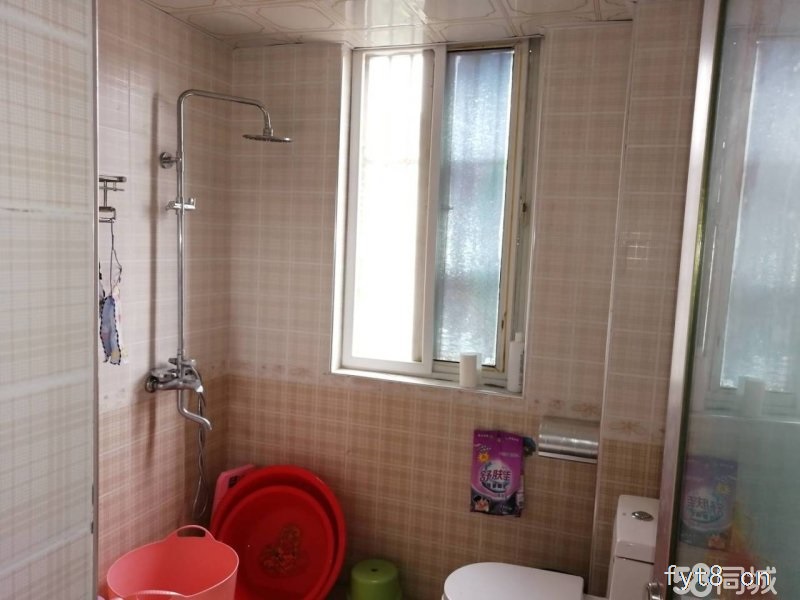 尚鼎国际 精装电梯七楼 超大空间 宽敞明亮